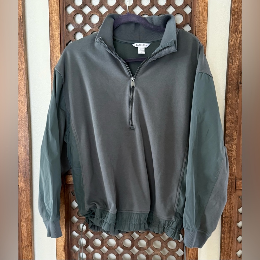 Athleta Triumph Hybrid half zip sweatshirt XL